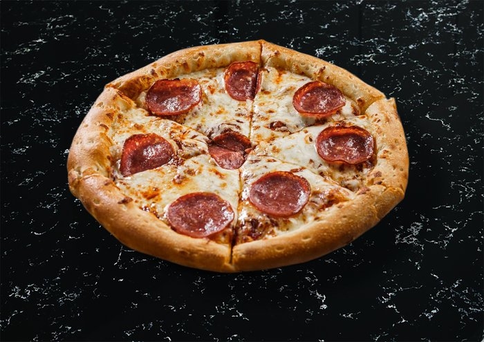 Пицца Салями