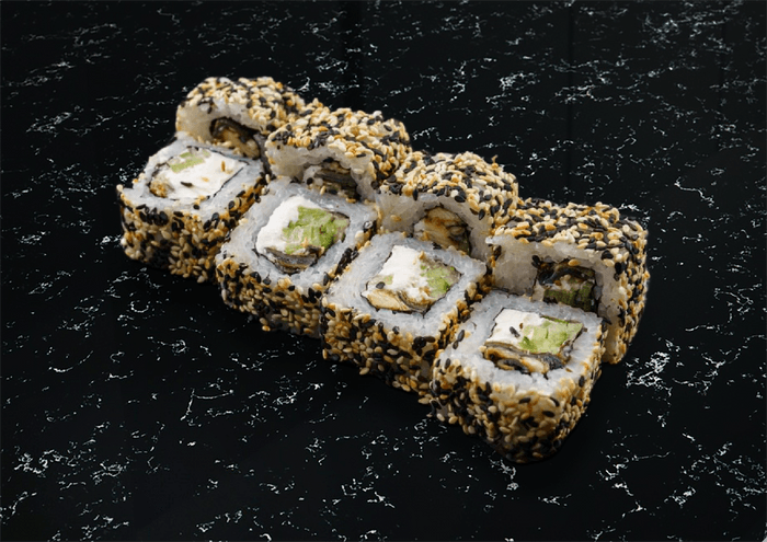 Филадельфия унаги в кунжуте